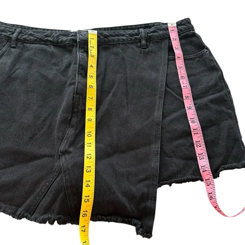 Highway Jeans Women's Plus Size Black Denim Skirt Shorts - Size 22 NWT